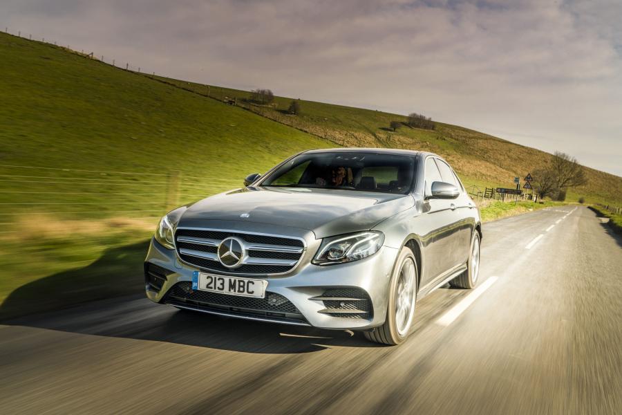  Mercedes-Benz E220 d AMG Line 2016 года  (UK) (фото 25 из 31)